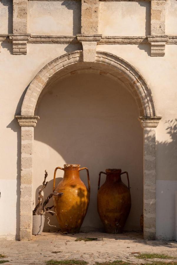 Villa Encantamiento - Dimora Gelsomino - Masseria Storica Nel Cuore Della Puglia Con Piscina Latiano Exteriör bild
