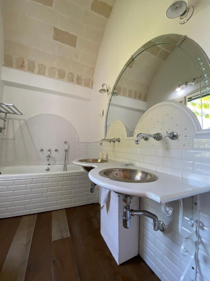 Villa Encantamiento - Dimora Gelsomino - Masseria Storica Nel Cuore Della Puglia Con Piscina Latiano Exteriör bild