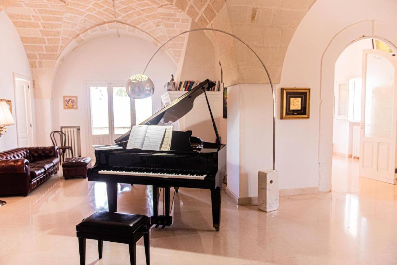 Villa Encantamiento - Dimora Gelsomino - Masseria Storica Nel Cuore Della Puglia Con Piscina Latiano Exteriör bild